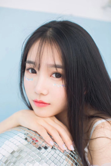 漂亮邻居疯狂做爰hd电影小说